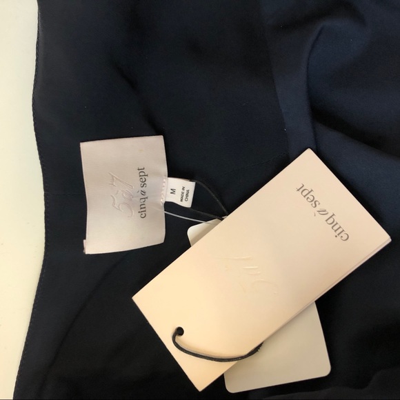 NWT Cinq a Sept Zanna Navy Silk Top - Picture 5 of 7